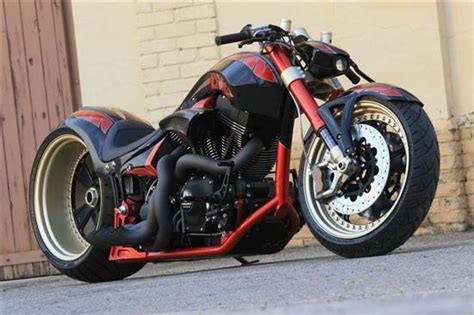 Harley davidson might be the most recognized and notable name in motorbikes. Custom Made Bike by Fat Attack - Cars show