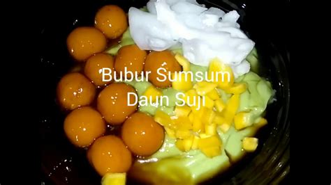 Putu ayu terbuat dari tepung beras, gula, telur, santan, dan sari daun pandan serta suji. Cara Membuat Bubur Sumsum Daun Suji - YouTube