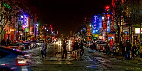 Texas downtown is an independent statewide nonprofit representing cities and towns, nonprofits, businesses and individuals. How to Avoid SXSW Chaos and Still Enjoy Austin