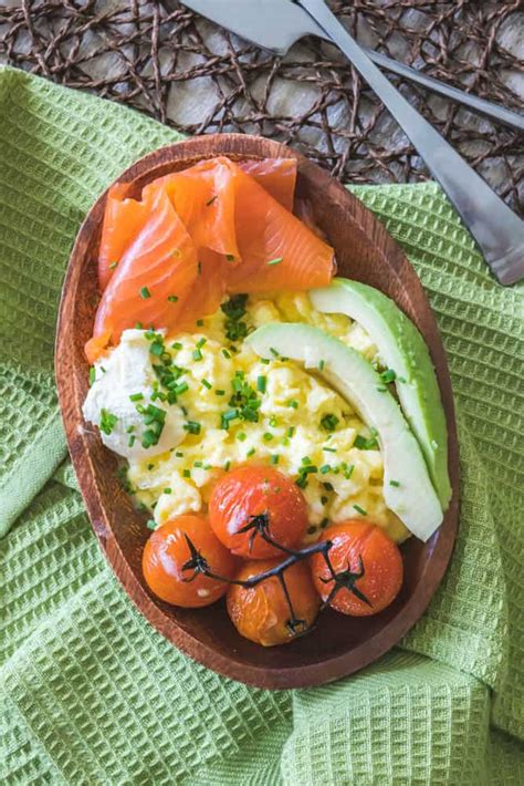 Add equal amounts of smoked linguine with smoked salmon, lemon and crème fraiche: Smoked Salmon Breakfast Bowl | Living Chirpy