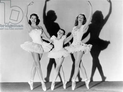 Cyd Charisse Margaret Obrien Karin Booth On Set Of The Film The