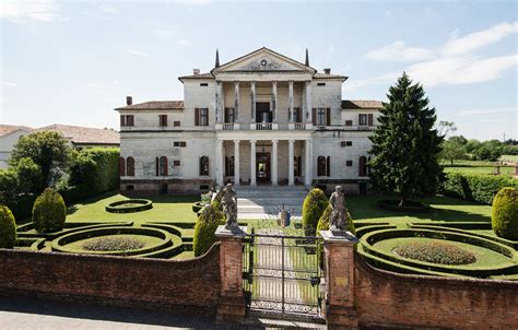 A Palladian Villa In Italy Published 2017 Italian Villa Italian