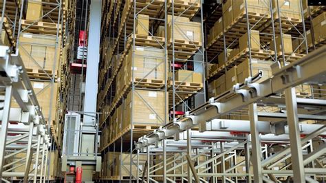 Fully Automated High Bay Warehouses With The Gebhardt Cheetah® Heavy Storage And Retrieval