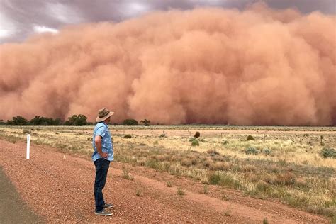 Aussie Outback Dust Storm Video Shows Huge Sand Storm