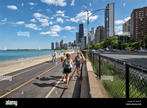 Lakefront Trail On Lake Shore Drive With A View Of The Chicago Il