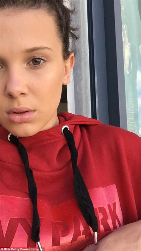 Millie Bobby Brown Leaves Brisbane Airport For Sydney Daily Mail Online
