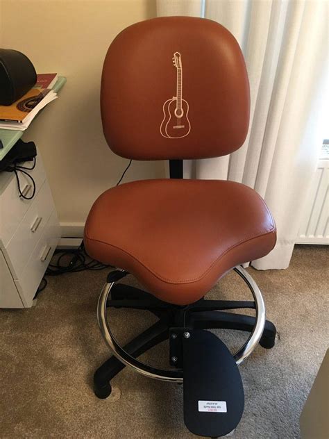 Best Guitar Chair For Bad Back