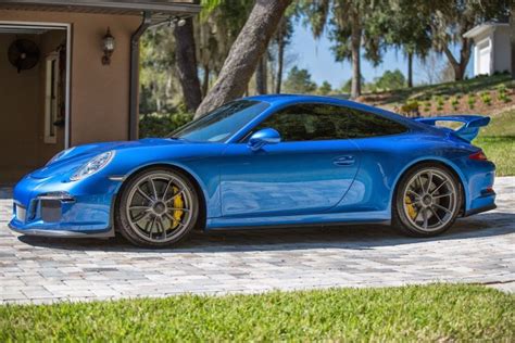 We did not find results for: Street Race - Porsche 991 Turbo S vs 991 GT3 - Video | DPCcars