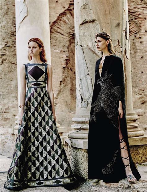 Regno di francia sacro romano impero impero spagnolo. Editorial Fashion | Valentino Haute-Couture Fall 2015 By ...