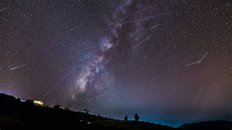 Is There A Meteor Shower Tonight See Our Calendar And Guide Farmers