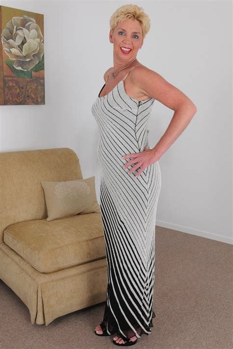 47 year old taylor lynn exclusive milf pictures from