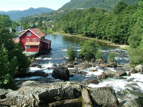 Your destination for buying luxury property in norway. Herregård: Norwegen