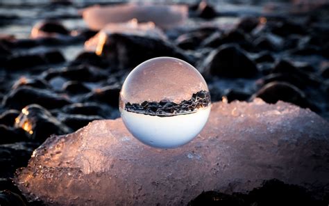 Download Wallpaper 3840x2400 Ball Glass Shore Reflection Stones 4k