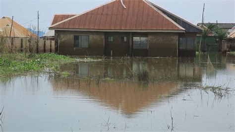 Nigeria Aid Struggles To Reach Makurdi Area Following Devastating