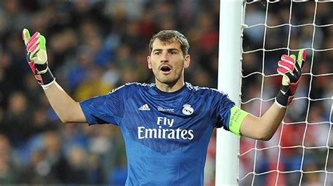 Actualité foot mercato et bundesliga des bayern, espagne, l'actualité foot mercato, liga. Foot/Le portier espagnol Iker Casillas obtient le prix ...
