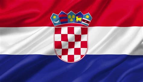 Su capital es zagreb y tiene una población aproximadamente de 4 millones de habitantes. Bandera de Croacia | Banderade.info