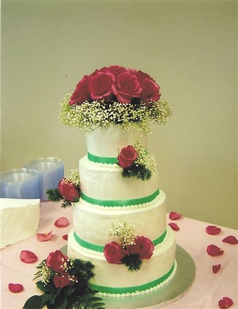 Wedding Cake With Fresh Flowers Fresh Flower Cake Wedding Cakes Cake