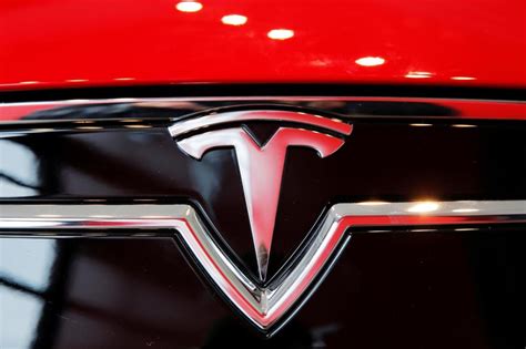 The price of its model 3 standard range plus has beenlowered to $36,990 from $37,990. Электромобили Tesla в Северной Америке подешевели на 6%