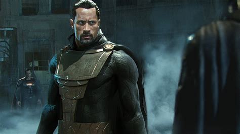 But black adam isn't just bringing him to life, as fans will also see the cinematic debut of the justice society of america, the golden age of superheroes before the justice league. The Rock bientôt dans un film de superhéros - Geeko