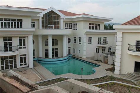 Nigerian Billionaire Turned His Village In Anambra State Into A Modern
