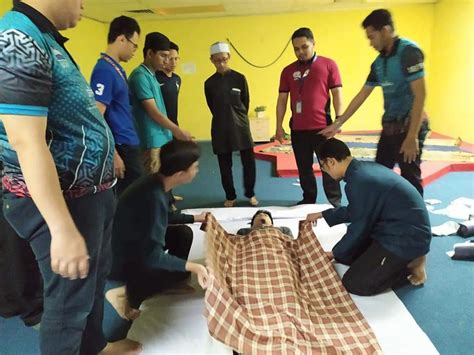 Tidak terkecuali bagi para mahasiswa dan dosen fakultas sains dan teknologi dalam studi, menggali, mencari, riset, mengembangkan, mengamalkan dan diberitahukan kepada seluruh civitas akademika fakultas sains dan teknologi uin walisongo semarang bahwa kurikulum terbaru tahun. Bengkel Pengurusan Jenazah Fakulti Perubatan Dan Sains ...
