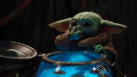 Baby Yoda From The Mandalorian Is Canceled On Twitter The Scandal