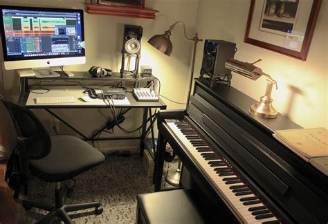 PEDAL POINT SOUND - Setting Up a Simple Home Music Recording Studio