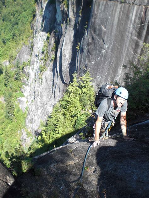 Squamish Trad Rock Climbing Course Pro Guiding Service