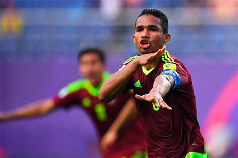 He began playing for spanish club granada with two goals for granada before retiring. Lo que dijo el goleador Yangel Herrera tras el triunfo Vinotinto