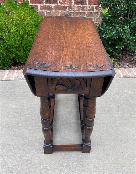 Antique English Table Drop Leaf Gateleg Turned Post Legs Oval Oak