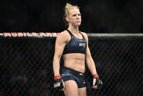 Explore victoria hepperle net worth, age, height, bio, birthday, wiki, salary, 2021! UFC Fight Island 4: Una muy astuta Holly Holm frustra el ...