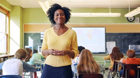 7 Top Qualities Of A Good Teacher For Effective Teaching Education Is