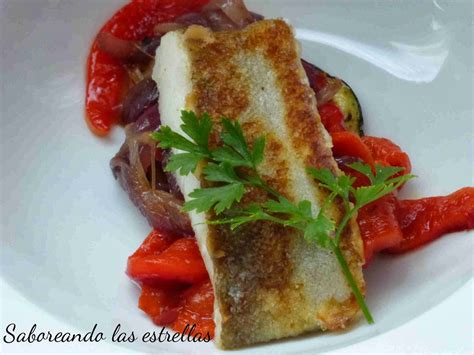 Bacalao Con Berenjena Cebolla Y Pimiento Asado Saboreando Las Estrellas