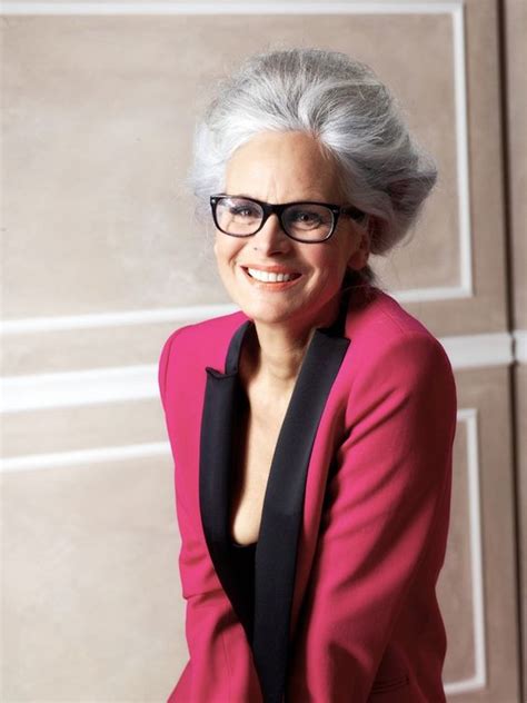 Over the years, every woman's hair changes in some ways. Most Ideal Short Hairstyles for Women over 60 with Glasses ...