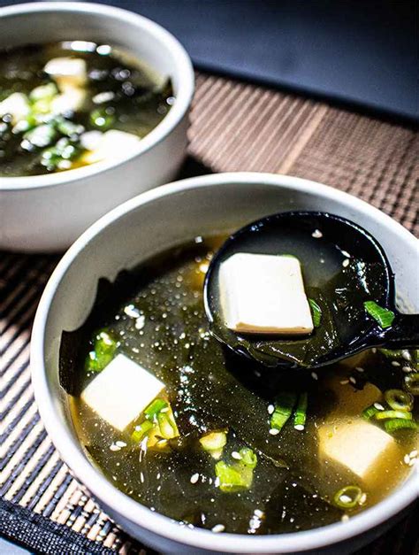 15 Minutes Super Simple Seaweed Tofu Soup Joyful Dumplings