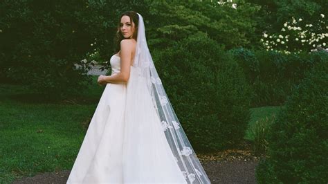 Actress Elizabeth Gillies Drove An Rv To Her Wedding At A Charming Farm