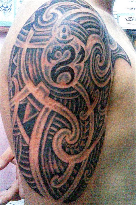 Tato abstrak di bahu : 27+ Gambar Tato Naga Abstrak - Richi Wallpaper
