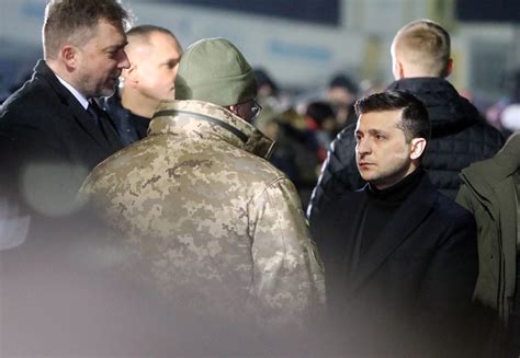 Ukraines Zelensky Wants To End A War In The East His Problem No One