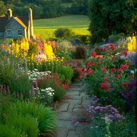 7 Stunning Country Gardens Ideal Home