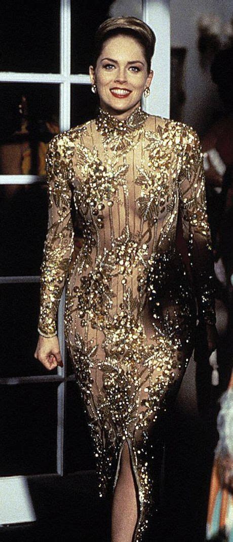 A l'occasion de son anniversaire, retour en images sur l'un des meilleurs, voire le meilleur, des films de sharon. 1995 Iconic Sharon Stone Casino Gold Sequin Beaded ...