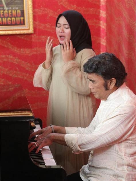 Masukkan nama lagu ke kotak pencarian untuk cari lagu yang anda inginkan. Rhoma Irama Duet dengan Anisa Rahman di Lagu Virus Corona ...