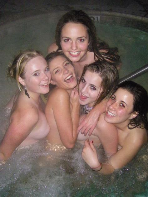 Hot Tub Naked Amateur Girls Free Porn