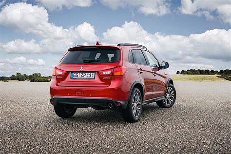 Mitsubishi Asx Rvr Outlander Sport Specs And Photos 2016 2017