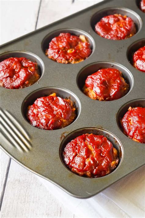 How to prepare meatloaf recipe with onion soup mix and crackers