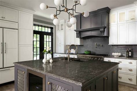 White kitchen cabinets paired with gray quartz countertops can be modern, rustic, or frankly any style white kitchen cabinets with brown quartz countertops is another excellent combination to consider. 30 Stylish and elegant kitchens with light and dark contrasts