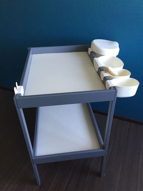 Pour voir les informations concernant le contact commercial, vous devez d'abord vous inscrire en cliquant sur ce lien. Table à langer Ikea relookée | Table à langer ikea, Table ...