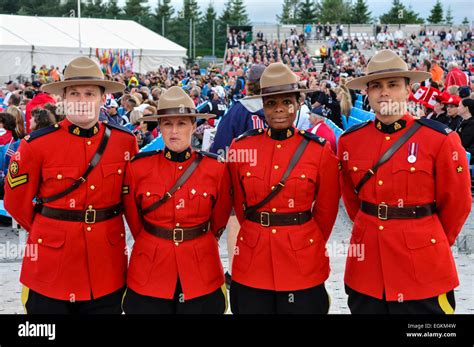 Officers From The Royal Canadian Mounted Police Stock Photo Alamy