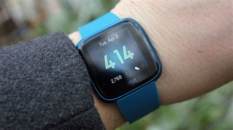 Should You Use A Smartwatch Or Fitness Tracker If You Have A Skin