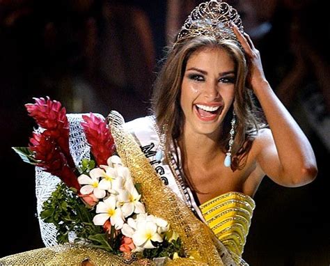 Tears Of Joy On Dayana Mendoza Miss Venezuela Miss Universe 2008 Dayana Mendoza Miss Usa