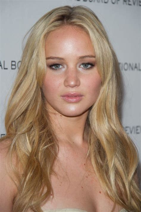 Jennifer Lawrences Hair Evolution A Look Back At Her Best Hairstyles